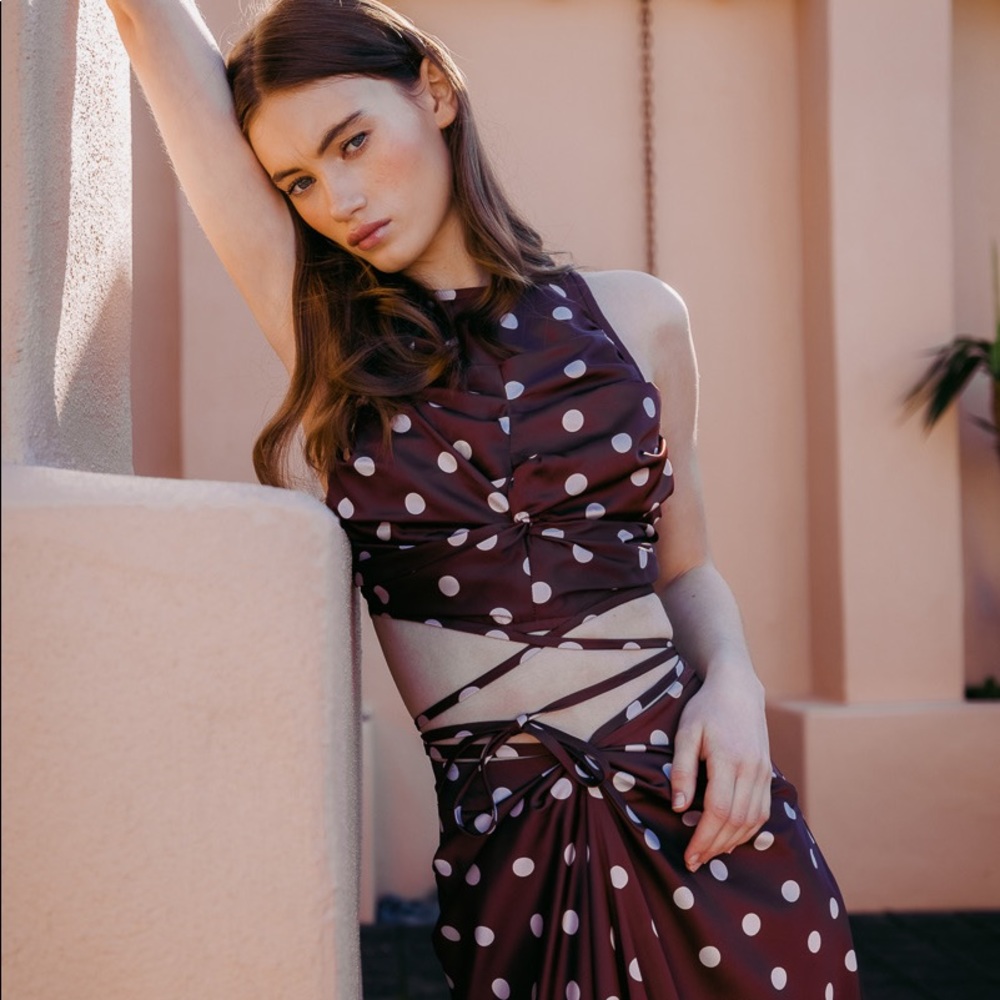 BNWT Keepsake ‘Radiate’ Crop Top + Midi Skirt Set